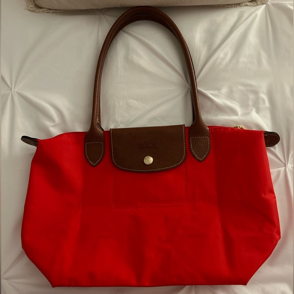 BRAND NEW !!! Red longchamp tote - Picture 3 of 7